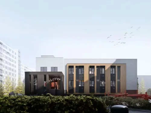 по ул. Набережная