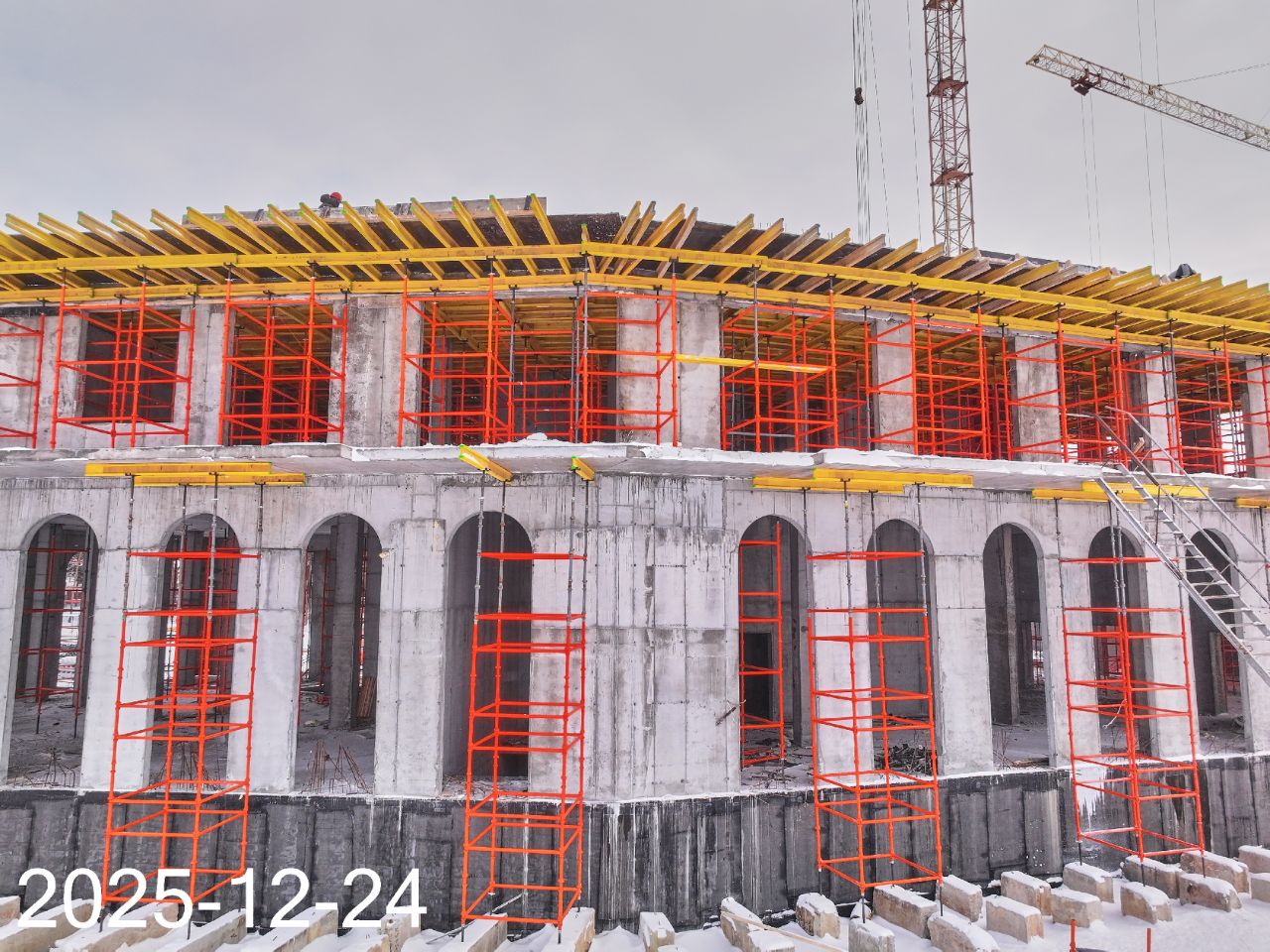 Ход строительства ЖК «Большой» — фото за декабрь 2025