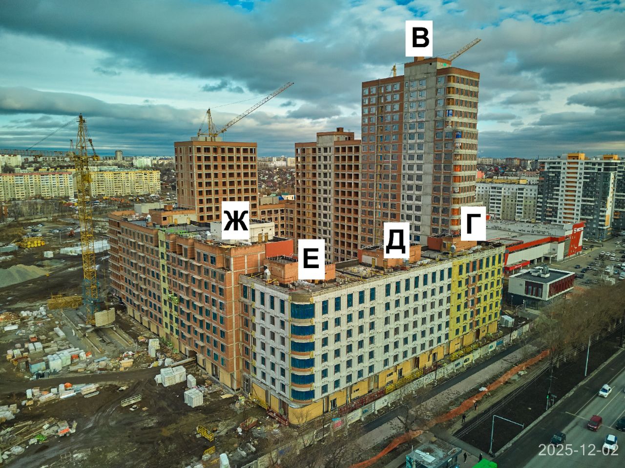 Ход строительства ЖК «Голос Кашириных» — фото за декабрь 2025