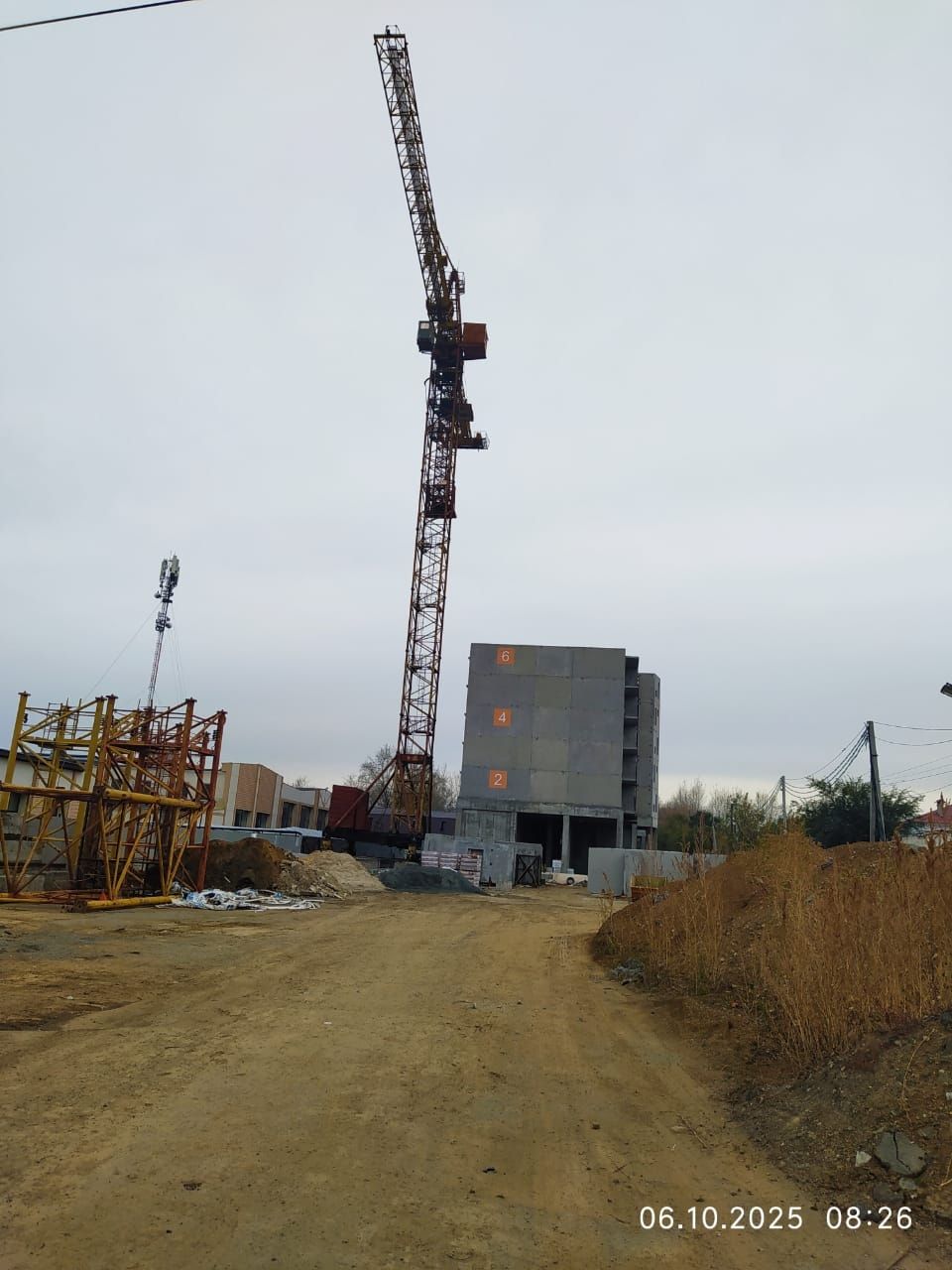Ход строительства ЖК «Дом на Спартаке» — фото за октябрь 2025