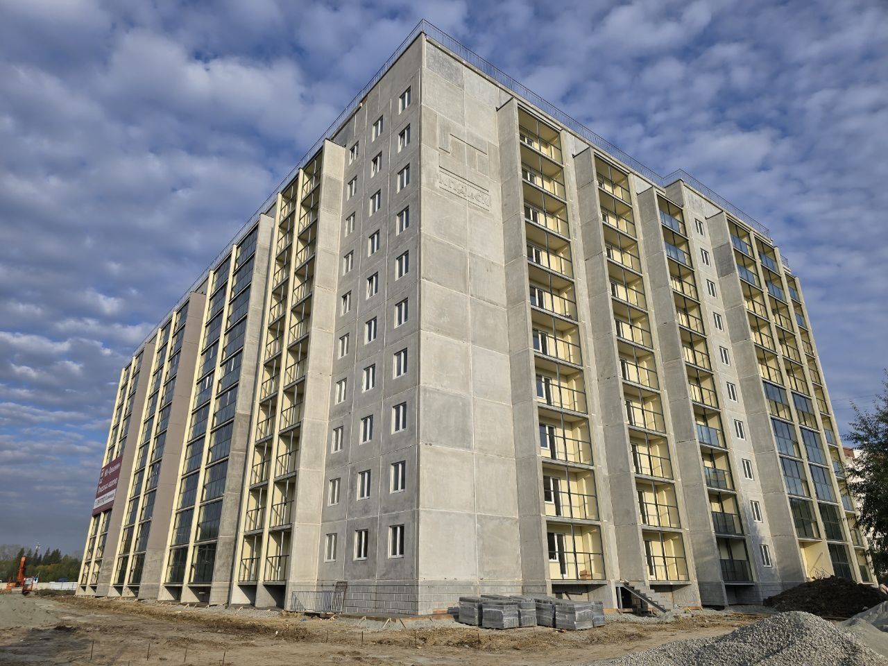 Ход строительства ЖК «Орешник» — фото за сентябрь 2025