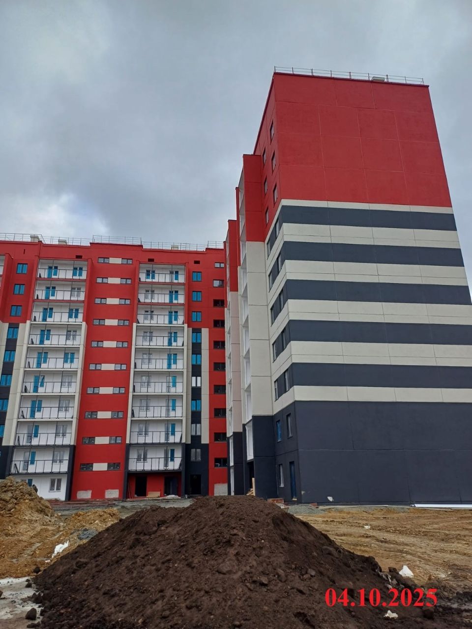 Ход строительства ЖК «Гранат» — фото за октябрь 2025