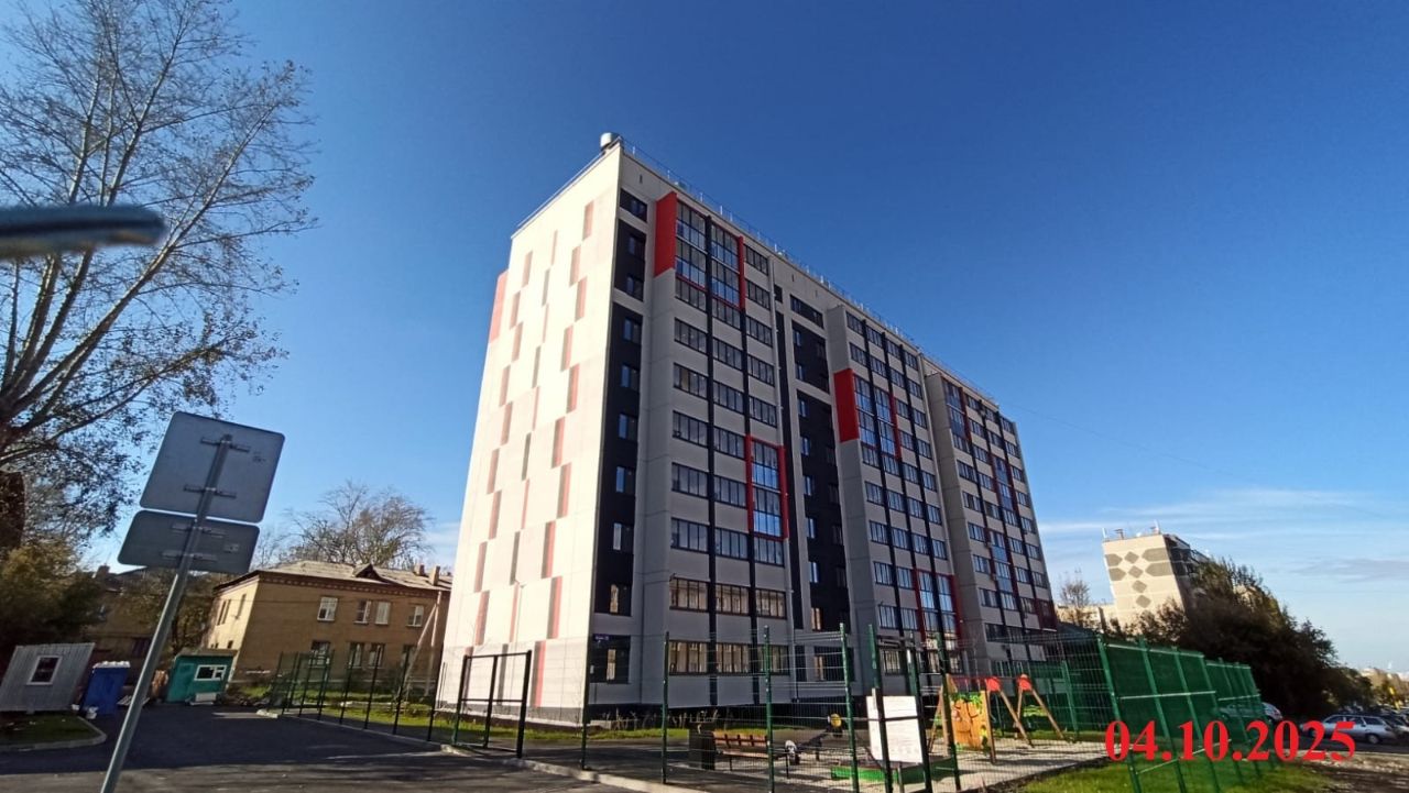 Ход строительства ЖК «Островский» — фото за октябрь 2025