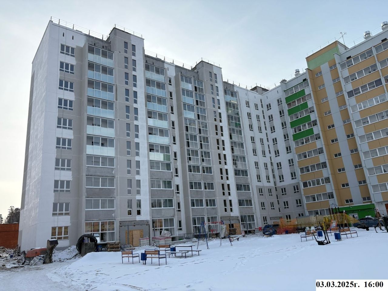 Ход строительства ЖК «Дом на Дзержинского» — фото за март 2025