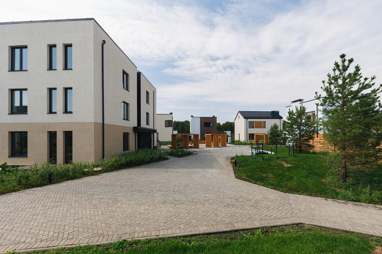 Ход строительства ЖК «Город L-TOWN» — фото за август 2023